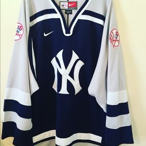 yankees hockey jersey